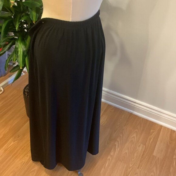 Studio Black Maxi Skirt - Picture 3 of 8
